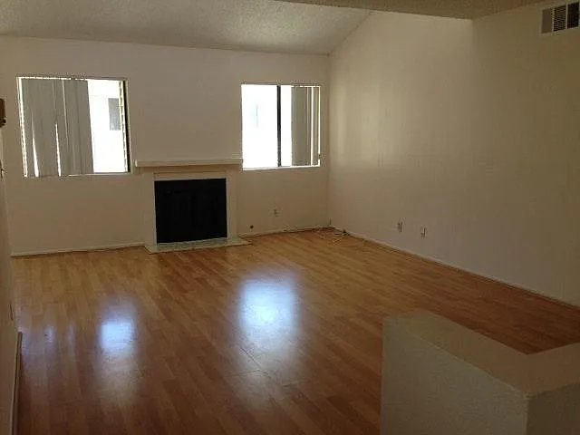 9920 Sepulveda Blvd — Photo 1