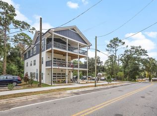 1720 Airport Drive, Tallahassee, FL 32304
