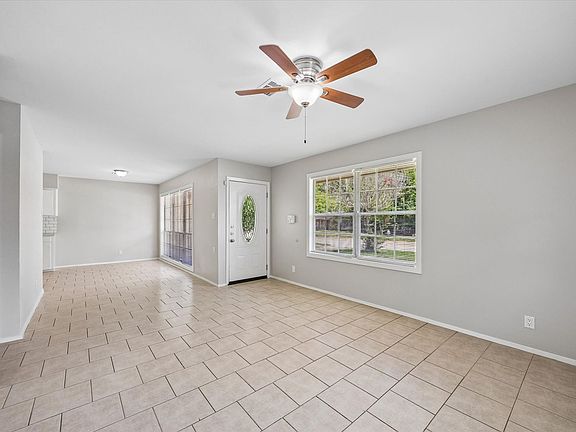 5th image of 10214 Torrington Ln
