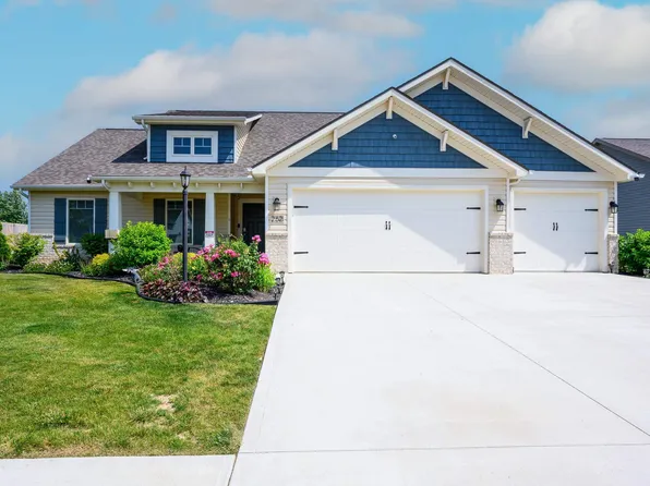 262 W Bay Bridge Ct, Columbia City, IN 46725