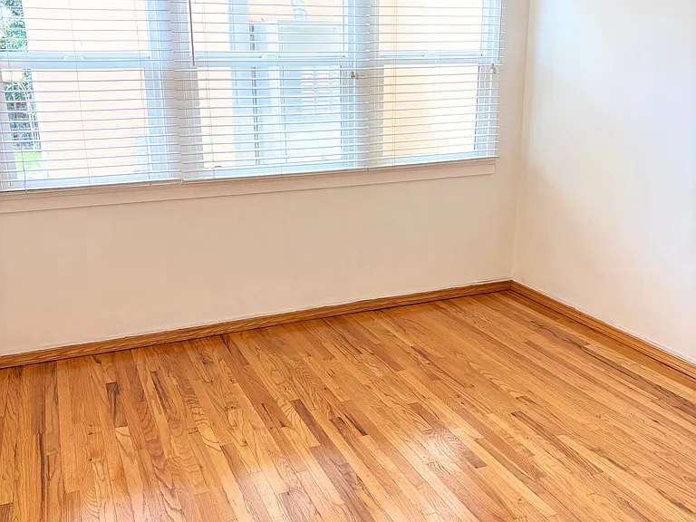 9520 Kennerly St — Photo 18