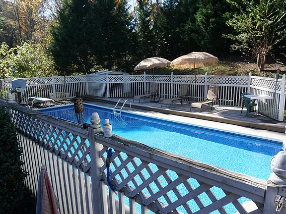 Enclosed Inground Pool