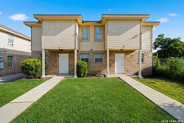 426 W Harlan Ave #2