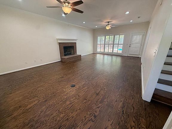 5th image of 104 Sandy Springs Rd
