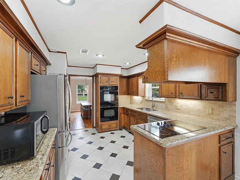 18806 Candleview Dr — Photo 6
