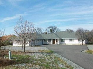 7290 Da Lee Rd, Valley Springs, CA 95252