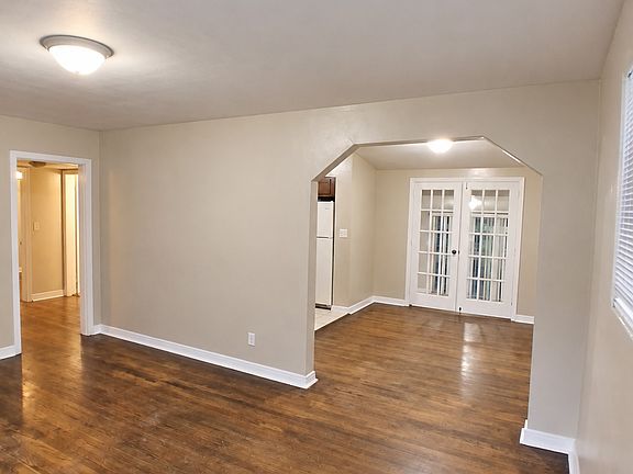 3rd image of 6514 Brandemere Rd S