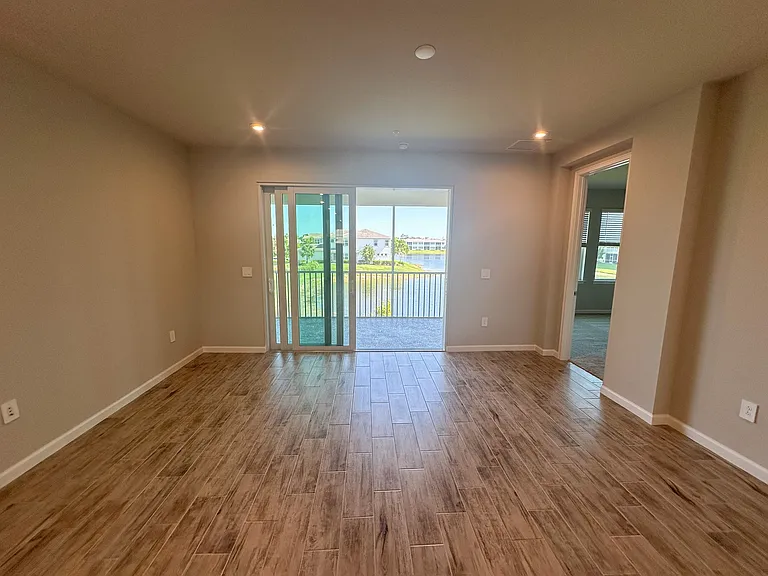 4551 Arboretum Cir #202 — Photo 18
