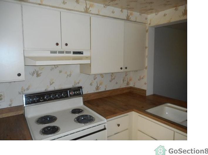 2nd image of 8809 NW 48th St