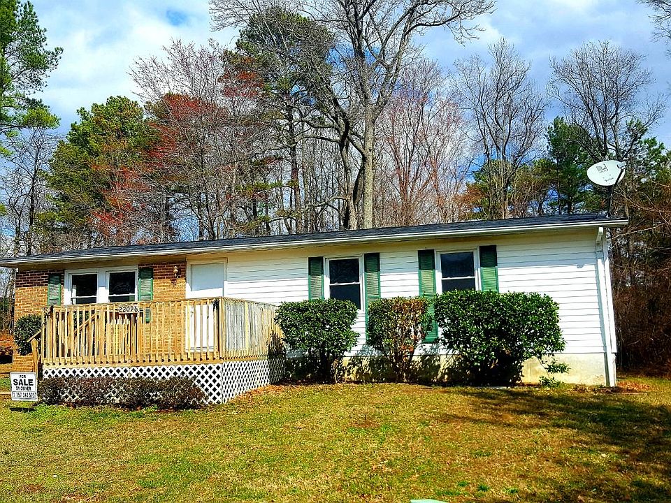 1st image of 22096 Briarwood Ct