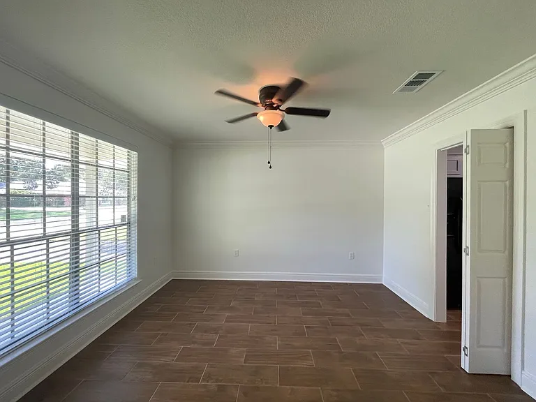 5016 Five Forks Dr — Photo 5