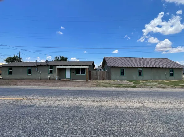 325 S 13th St, Slaton, TX 79364