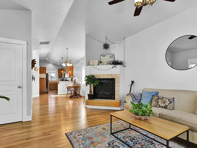 Gas fireplace in Living room for cozy winter nights.