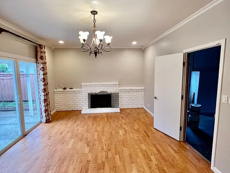 1550 Magpie Ln — Photo 6