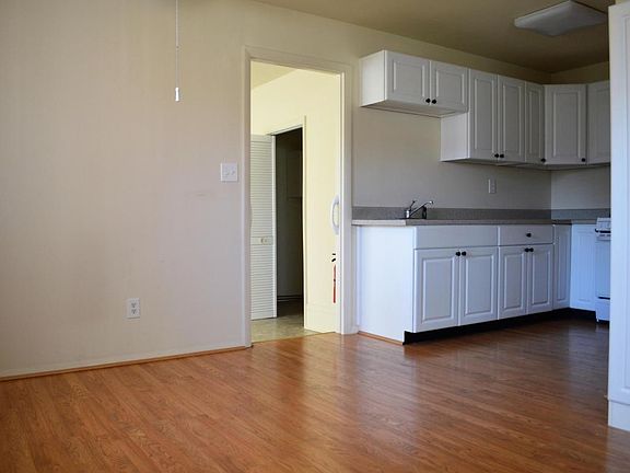 4th image of 218 Quadara Blvd #3