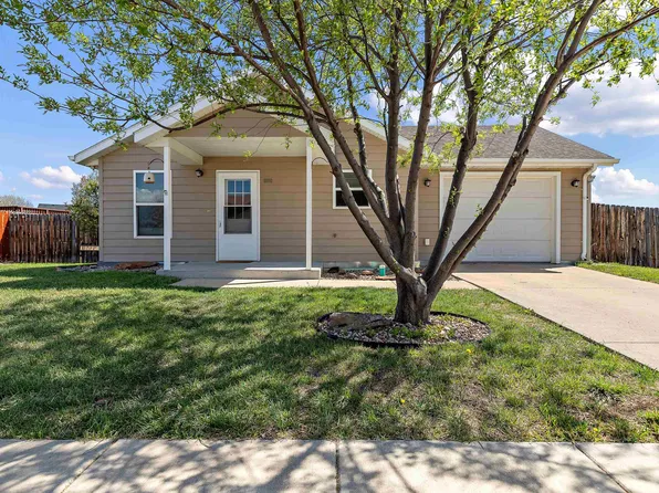 5058 Savannah St, Rapid City, SD 57703