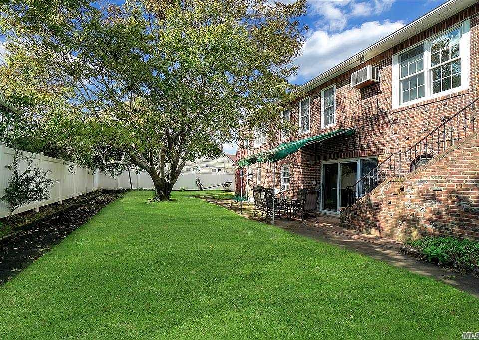 1st image of 215 Roosevelt Blvd #1