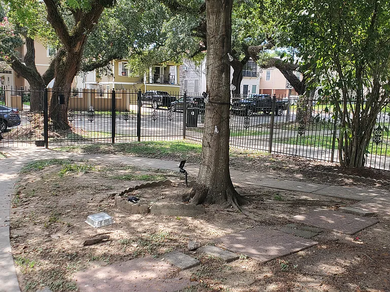 3037 Louisiana Avenue Pkwy — Photo 3