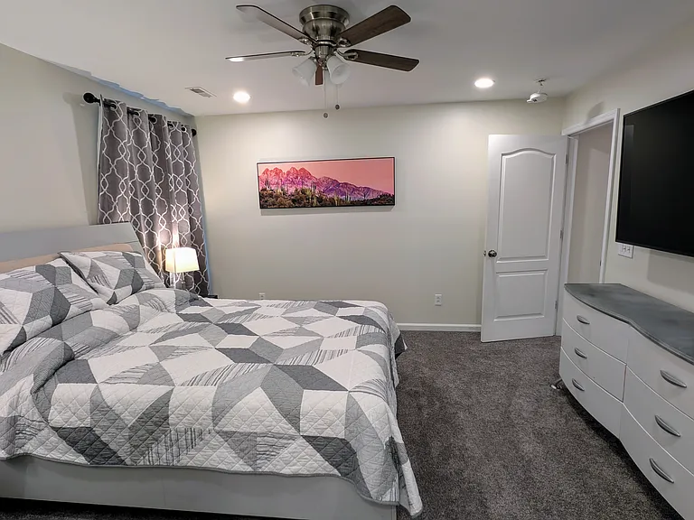 1422 Middleborough Ct — Photo 17