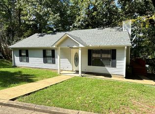 305 Megan Ln, Oxford, MS 38655