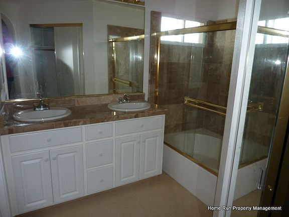 4th image of 104 Larkin Cir