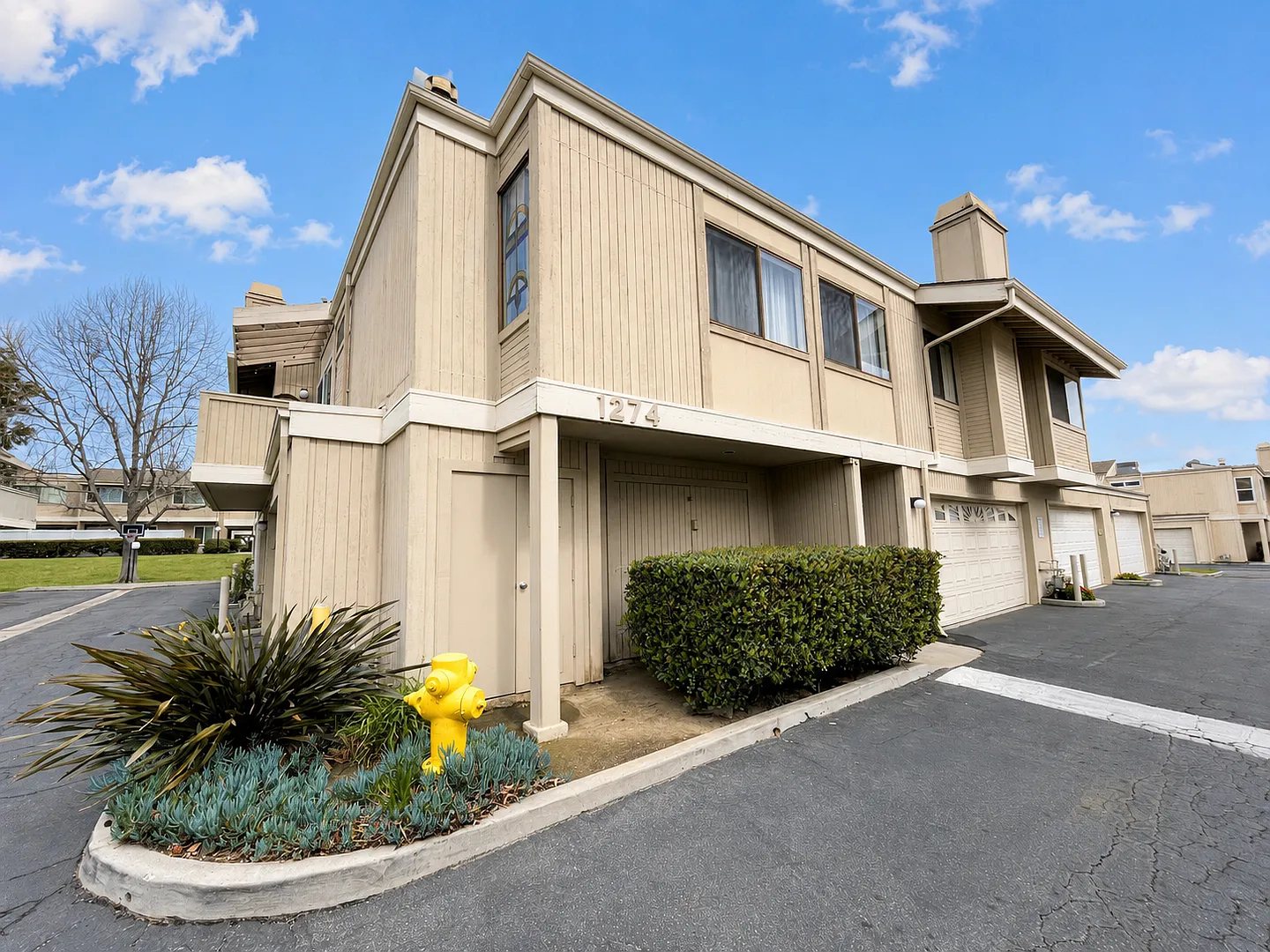 Ralston Village Townhome- Great Amenities! — Photo 1