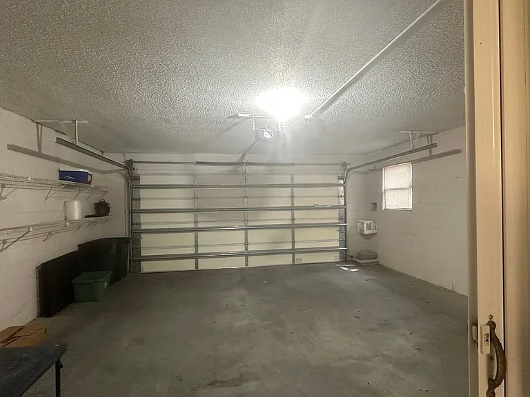 1532 N Carolwood Blvd — Photo 12