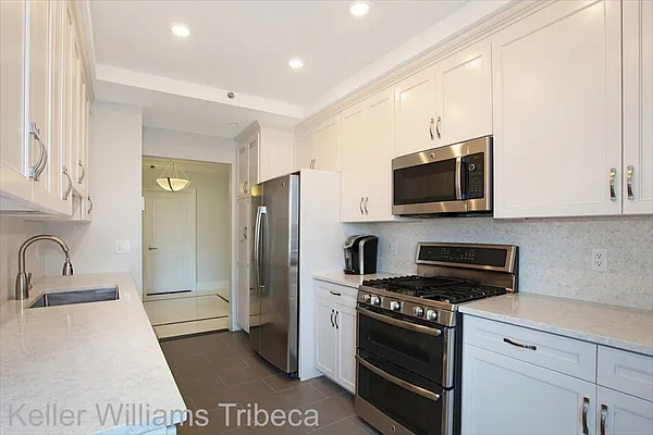 Sold by Keller Williams NYC | media 14