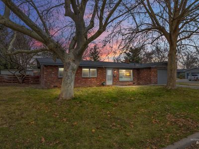 2908 S Meadowbrook Dr, Boise, ID, 83705