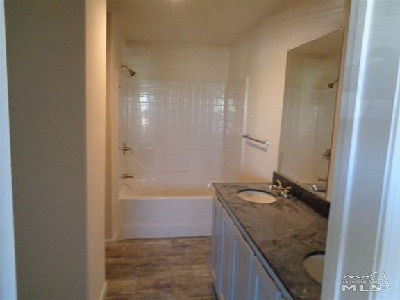 3rd image of 1155 Cooney Dr