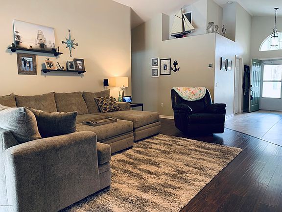 5th image of 4847 Erin Ln