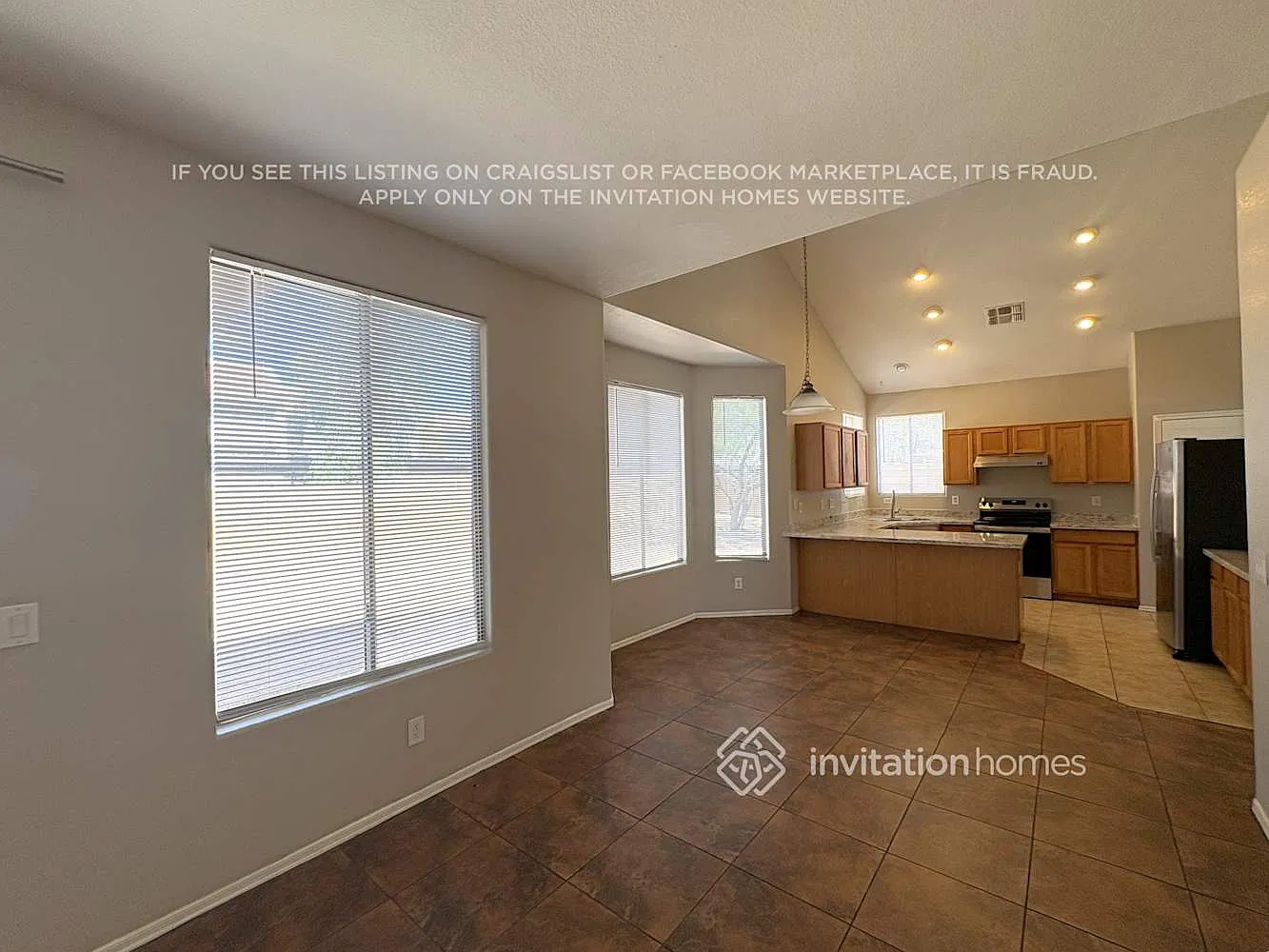 6770 W Citrus Way Glendale, AZ 85303 — Photo 3