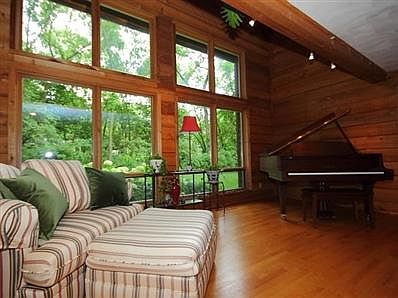 3rd image of 2425 Montedera Dr