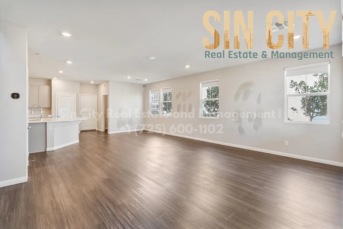 3 bed, 2.5 bath, 1736 sqft, $2,200 — Photo 2