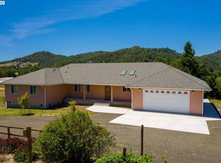 745 Harmony Dr, Roseburg, OR 97471
