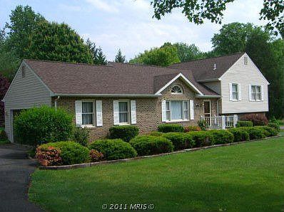 1st image of 7135 Westmoreland Dr