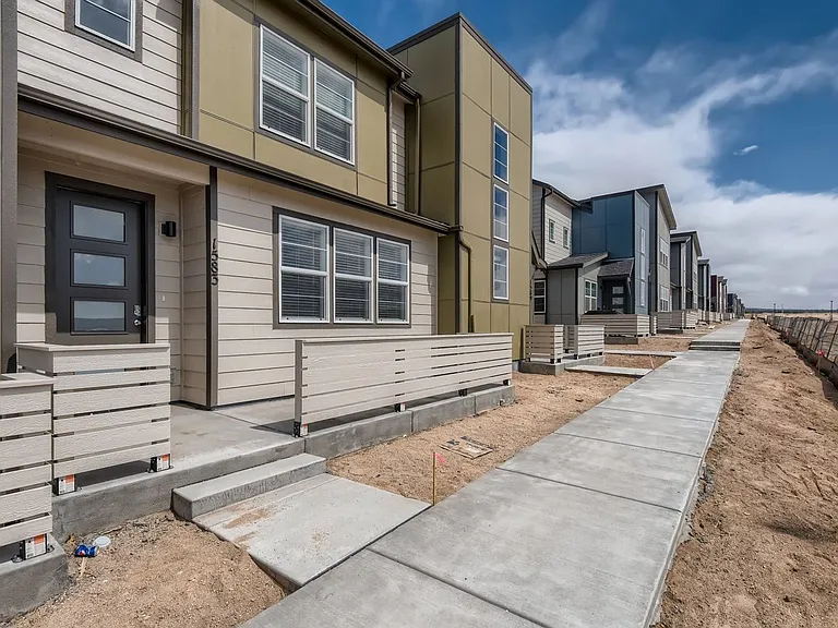 1583 Rose Quartz Hts — Photo 3