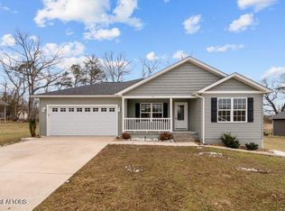 13 Patrick Dr, Crossville, TN 38555