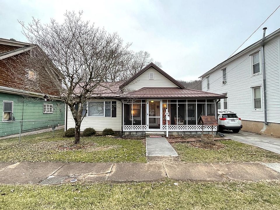 276 Main St, Hinton, WV 25951 MLS 51817 Zillow