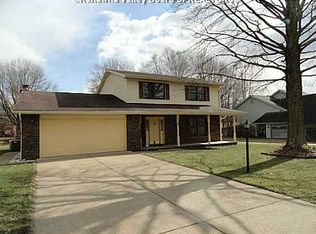 82 Willowood Cir, Hurricane, WV 25526