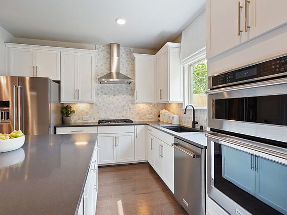 Model Representation- Light Bright Kitchen