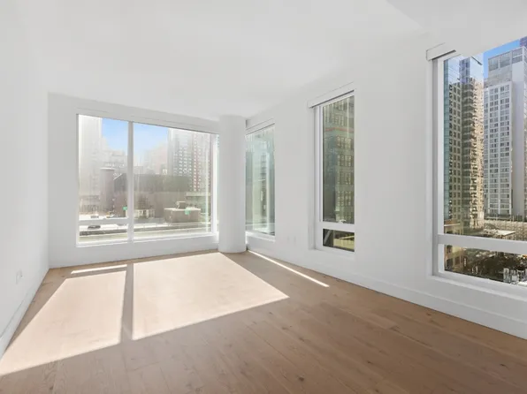 312 West 43rd Street image 1 of 31