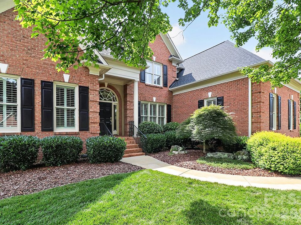 1st image of 6907 Meadow Run Ln