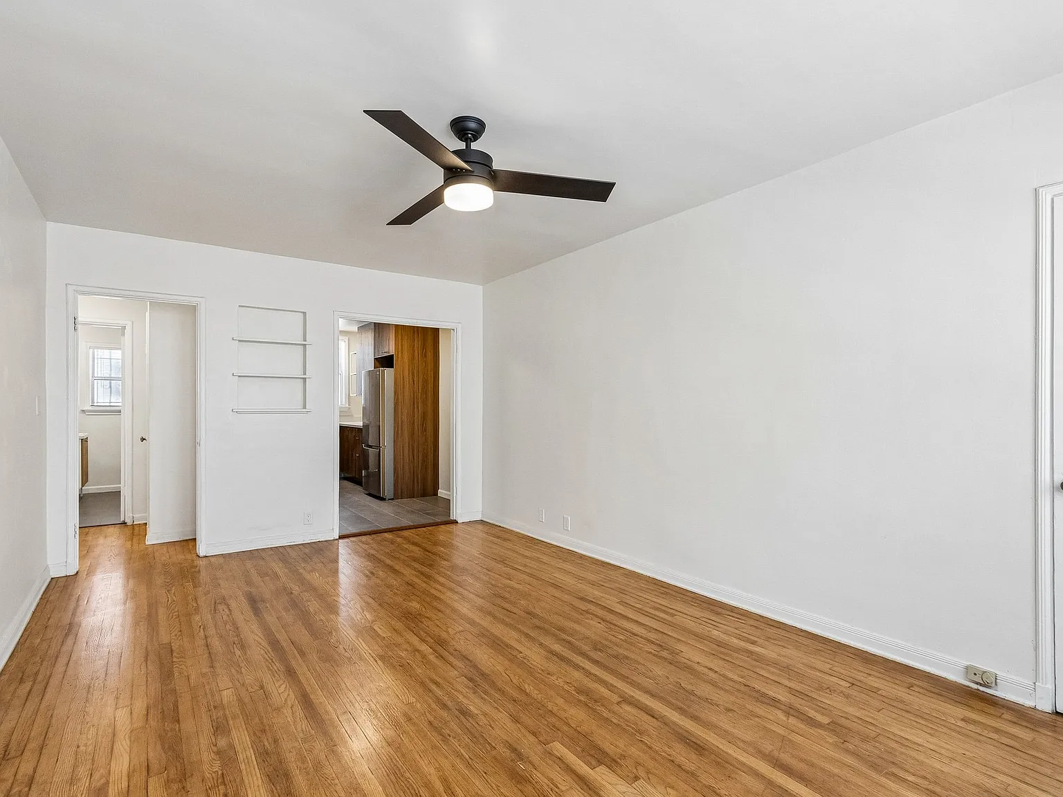 1 bed, $1,895 — Photo 3