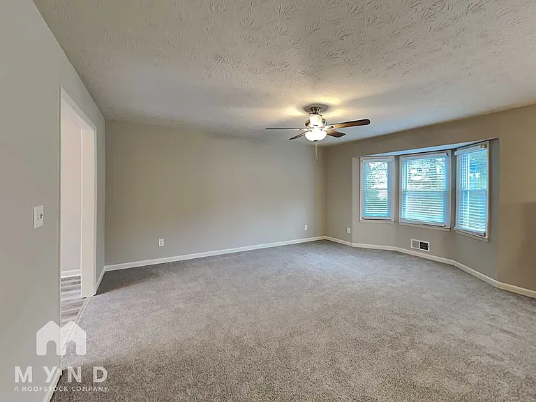 3798 Leach Rd — Photo 5