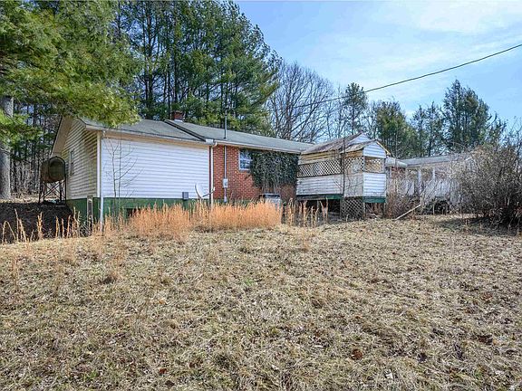 12th image of this home