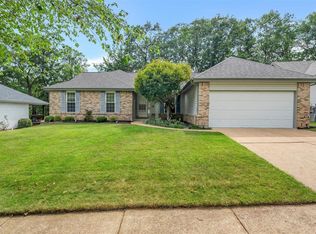 1574 Rosewood Terrace Dr, Ballwin, MO