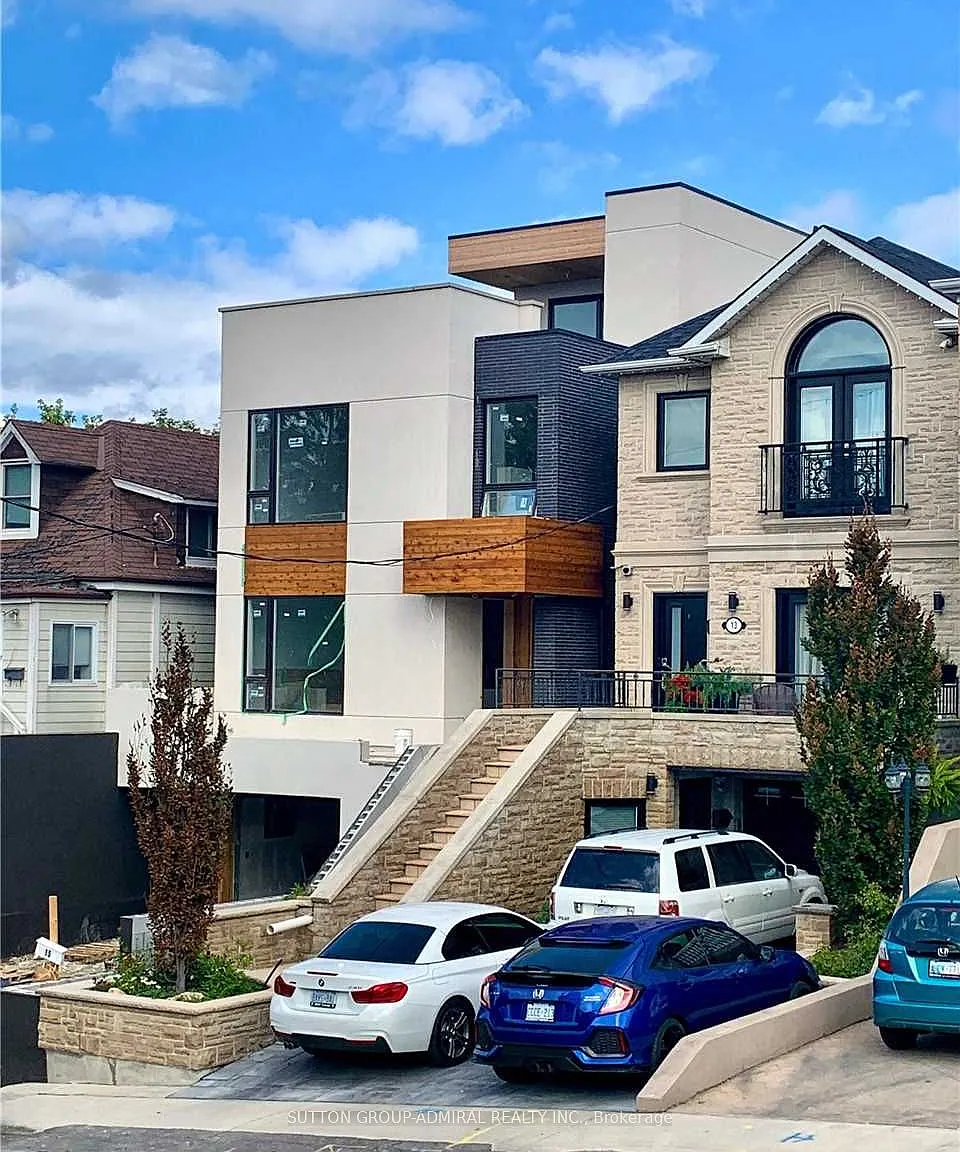 4 bed, $3,675 — Photo 1