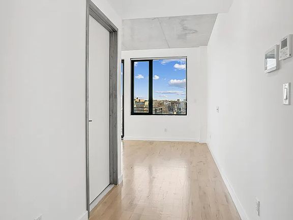 5th image of 264 Pacific St APT 6E