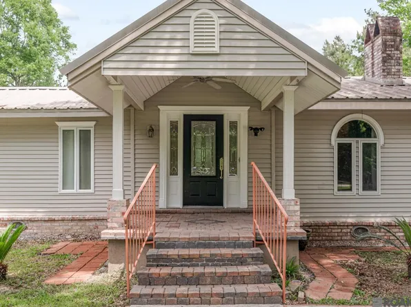 26237 Crown Dr, Ponchatoula, LA 70454
